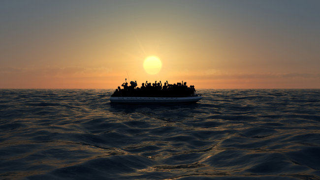 Sicilia, fermati membri di un equipaggio per favoreggiamento dell'immigrazione