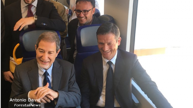 Musumeci firma l’accordo con Trenitalia.43 nuovi treni sulla rete ferroviaria Siciliana