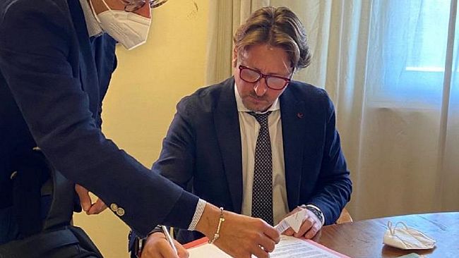 L’assessore regionale Messina ha firmato il FURS. 9 Milioni per i teatri siciliani