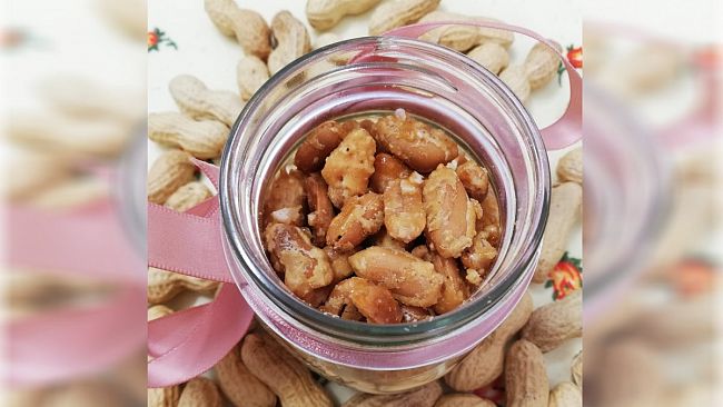 “La ricetta della Domenica” – Gli arachidi caramellati fatti in casa