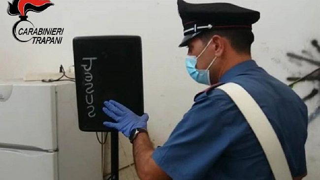 Mazara: Ritrovato materiale rubato alla chiesa Casa Santa. 24enne denunciato