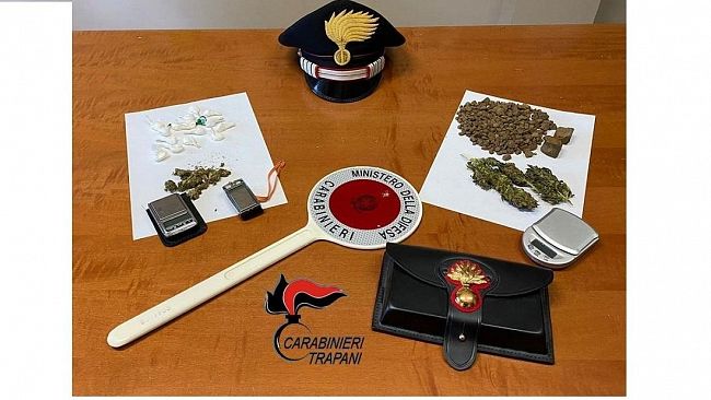 Favignana, Attività antidroga dei carabinieri. Due arresti