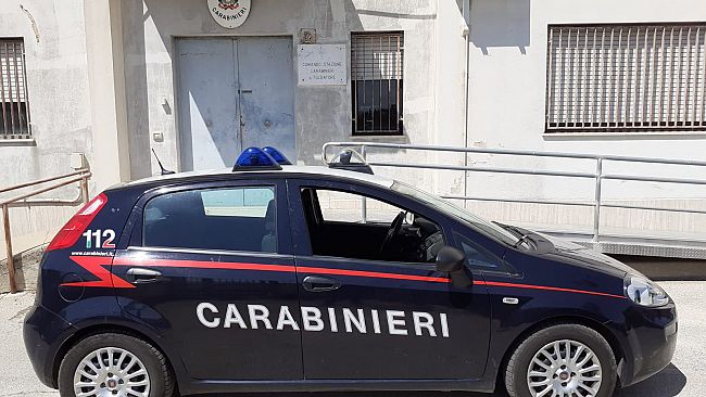 Fulgatore, 68enne trapanese beccato mentre da alle fiamme rifiuti speciali. Denunciato