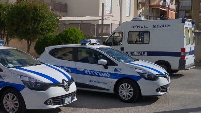 Alcamo, un 15enne si costituisce: aveva investito un ciclista ed era poi scappato