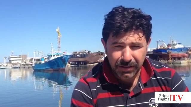Video – Pescherecci nel fango del porto canale, la fine di un’epoca
