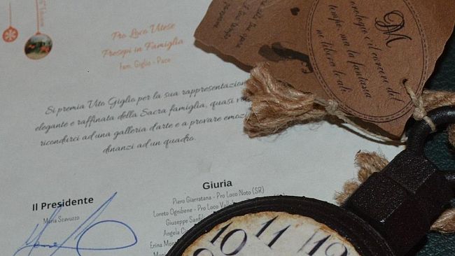vita-premiati-i-vincitori-dei-contest-lalbero-di-natale-piu-bello-e-presepi-in-famiglia