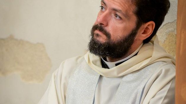 tentativo-di-estorsione-alla-fine-della-messa-per-don-giacomo-putaggio