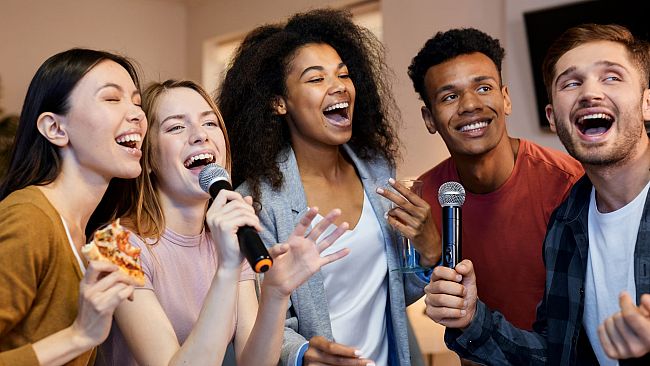 Mazara, cittadini lamentano karaoke casalinghi ad altissimo volume e oltre la mezzanotte