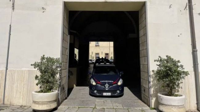 Colpo in spiaggia a Trapani e fuga in pullman verso Palermo: presi grazie alla geolocalizzazione