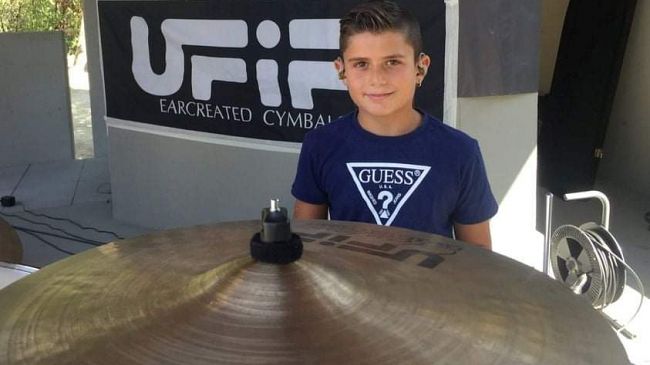 Il baby batterista Francesco Vultaggio si prepara per il Tour Music Fest