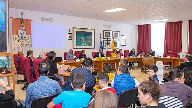 Insieme per Santa Ninfa replica al sindaco Carlo Ferreri