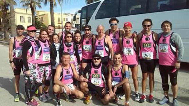 La Polisportiva Atletica Mazara scala la via Sacra fino al tempio di Giunone.