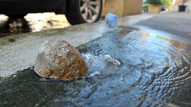 Interrogazione M5S su una perdita d’acqua nella rete idrica in Via Volturno