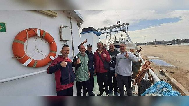 Pescatori liberati lasciano Bengasi, attesi domenica a Mazara del Vallo