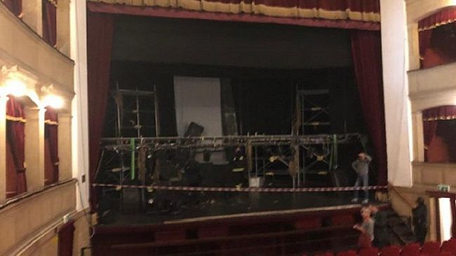 La prima del Teatro Selinus slitta all’Auditorium Ruggero Settimo. Scoprite il perchè…