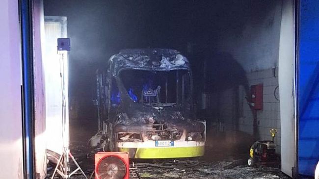 In fiamme nella notte il trenino turistico in servizio a Mazara del Vallo 