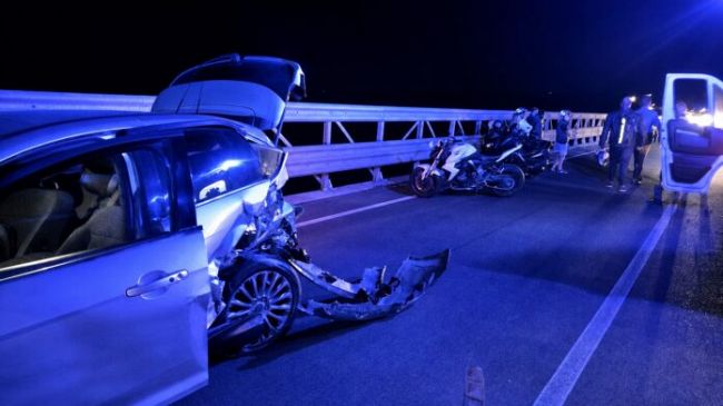 paura-sul-viadotto-belice-tra-menfi-e-castelvetrano-auto-piomba-su-cantiere-stradale