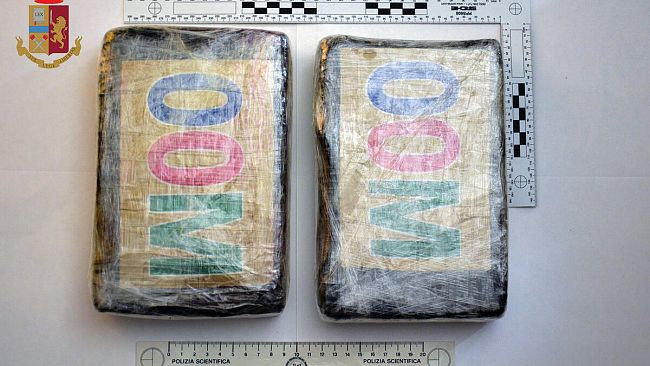 Trapani: corriere della droga arrestato dalla Polizia di Stato (Video)