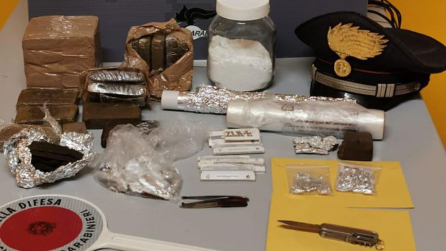 Trapani, Operazione antidroga dei carabinieri. Arrestate 3 persone
