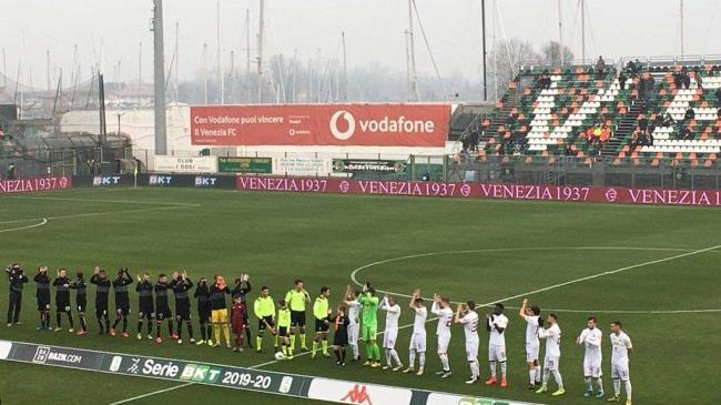 Il Trapani domina ma non va oltre il pari al “Penzo”