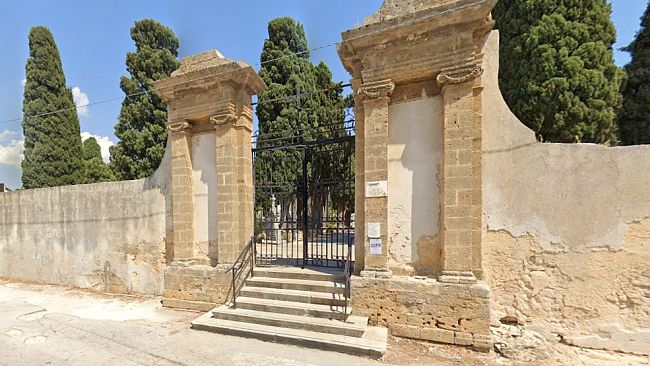 Vicenda cimitero di Castelvetrano , finalmente partono le estumulazioni 