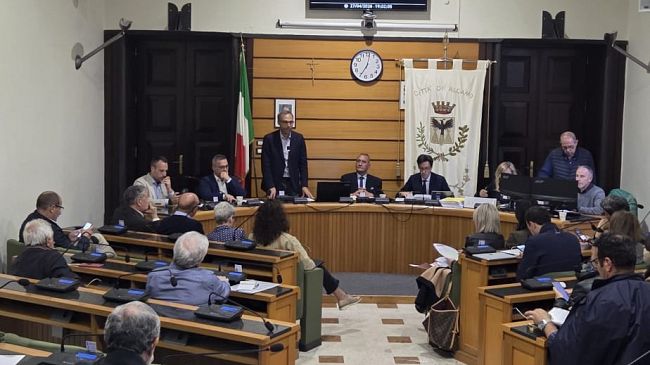 alcamo-il-consiglio-comunale-approva-a-maggioranza-il-rendiconto-2025