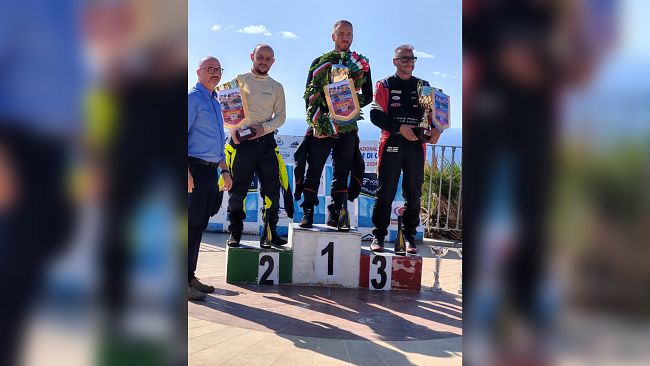 Giuseppe Giametta trionfa allo Slalom Città Internazionale dei Marmi di Custonaci