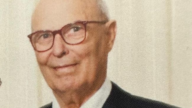 Addio al ragioniere  Giovanni Mandina