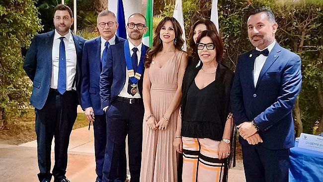 rotary-partanna-nicolosi-si-insedia-come-presidente