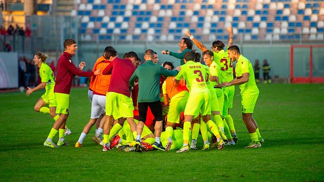 calcio-serie-c-girone-c-trapani-colpo-a-crotone