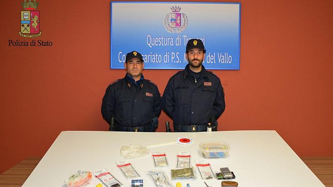 Operazione antidroga della Polizia con arresto in flagranza di un mazarese