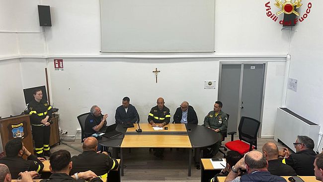 prevenzione-incendi-incontro-operativo-ieri-al-comando-provinciale-dei-vigili-del-fuoco