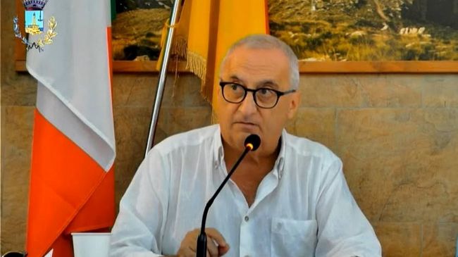 ​Dimissioni a San Vito Lo Capo tra Giunta e Consiglio, il sindaco: “Non condivido modalità e motivazioni”