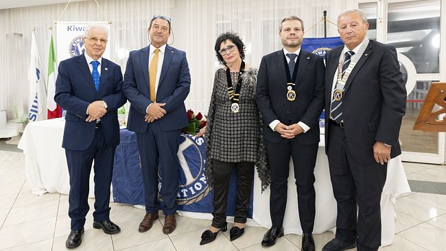 Passaggio di Campana per il Club Kiwanis Trapani Saturno 