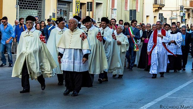 Il sindaco Giuseppe Castiglione rinnova il benvenuto da parte della città di Campobello al neo arciprete don Nicola Marcello Patti