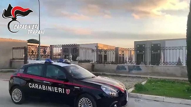 Castelvetrano: 9 dipendenti comunali indagati per assenteismo