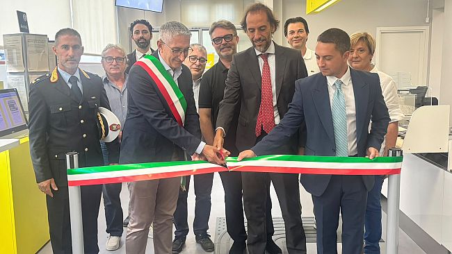 Calatafimi Segesta, rinnovato l’ufficio postale: arrivano anche passaporti e servizi della PA