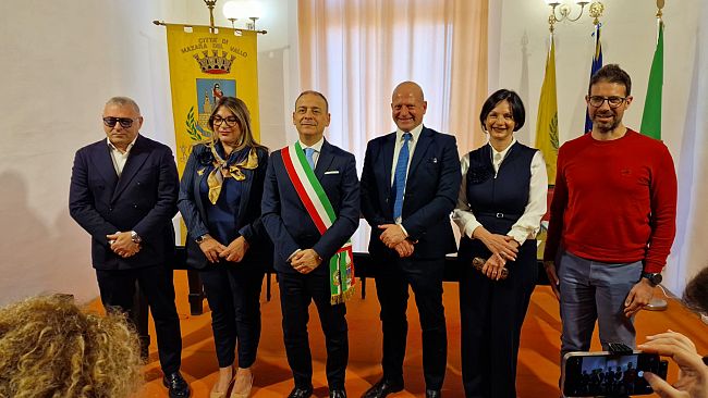 il-giuramento-della-nuova-giunta-guidata-da-salvatore-quinci-guarda-la-nostra-diretta