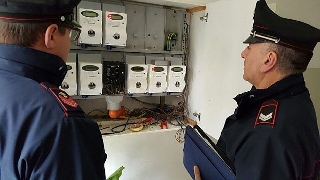 Arrestato dai Carabinieri un giovane marsalese  per furto di energia elettrica.