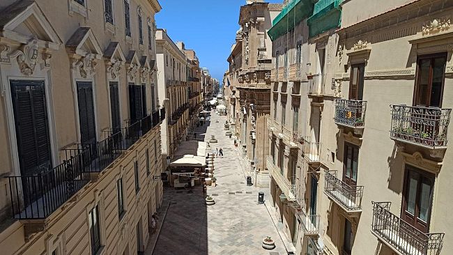 Trapani, attivato numero WhatsApp per carico/scarico bagagli all’interno della Ztl