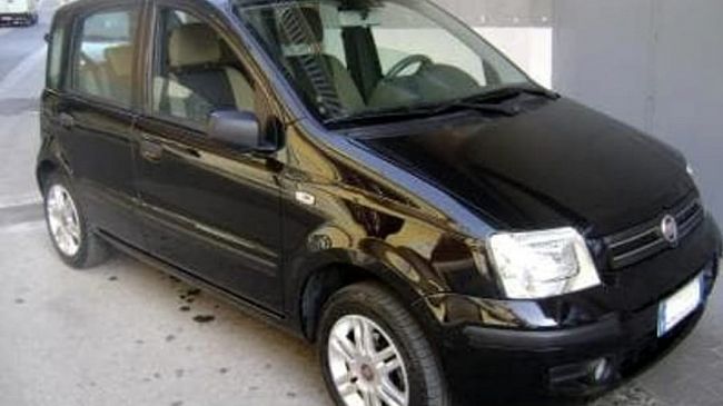 Mazara, ruba un'auto minacciando la proprietaria e poi rapina un supermercato 