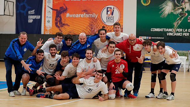 Volley, vittoria per l'Entello.  Battuta Hobby Volley 