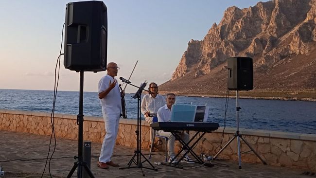 Custonaci. Musica e poesie per rivalutare un angolo del litorale