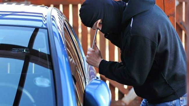 Mazara, la Polizia Municipale ritrova Fiat Panda rubata a Campobello