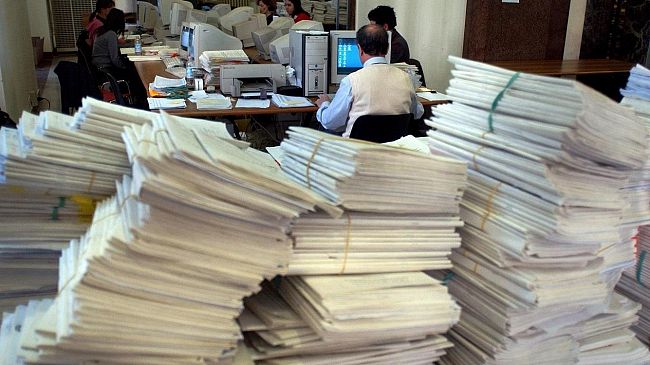 Tragedia “greca” 4.0: 10 euro a pratica evasa , lo scandalo della CIG e della Regione Siciliana