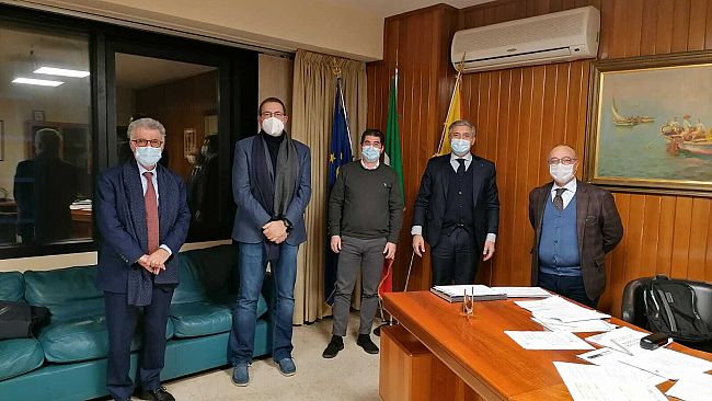 Il Distretto della Pesca ha incontrato  l’Assessore Regionale alla Pesca Toni Scilla