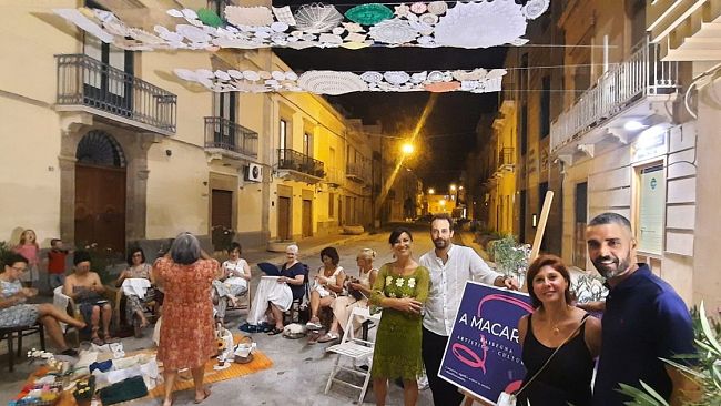 A Paceco un “cielo di centrini”