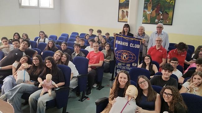 Al Polo Liceale di Mazara del Vallo, il corso di formazione BLS-D (Basic Life Support and Defibrillation)