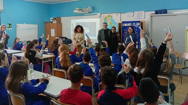 trapani-il-sorriso-e-il-nostro-tesoro-oggi-prevenzione-odontoiatrica-al-plesso-don-milani