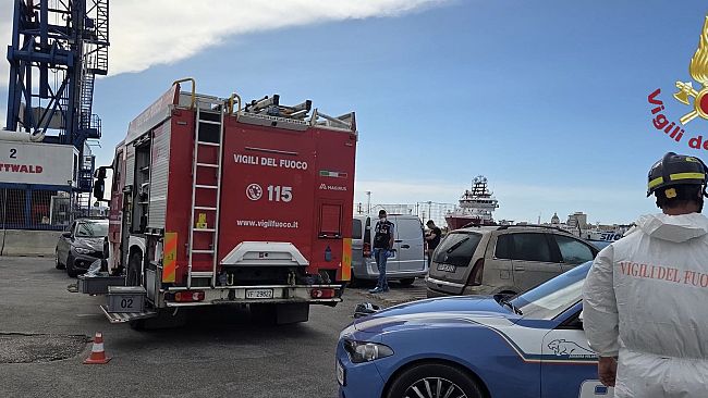 trapani-auto-con-cadavere-a-bordo-nelle-acque-del-molo-ronciglio